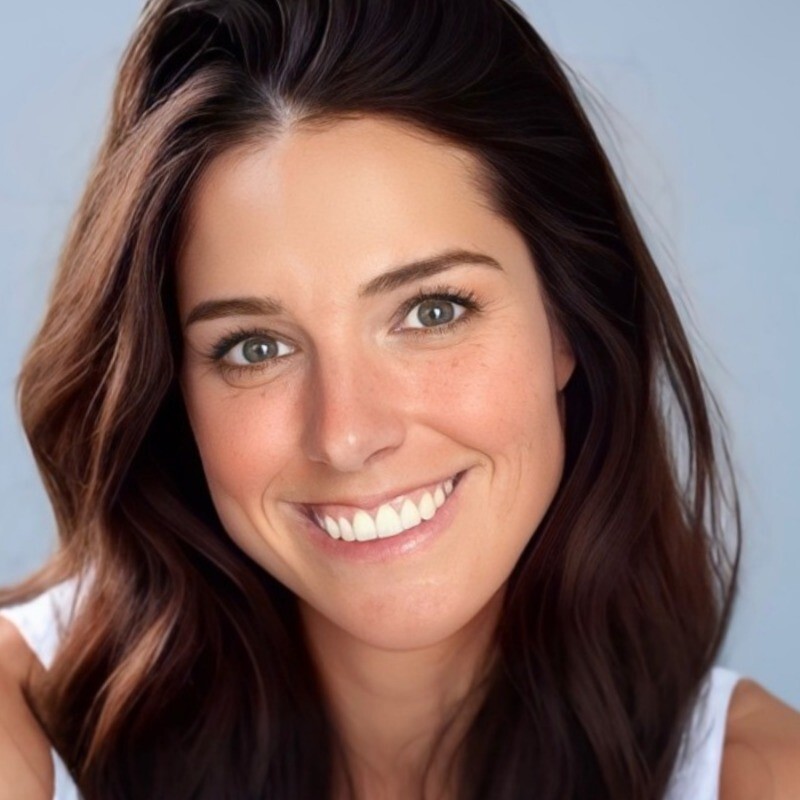 Heather Headshot